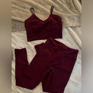Fabletics 2 pc set. Maroon. Gently used, good condition. See pics for pilling.